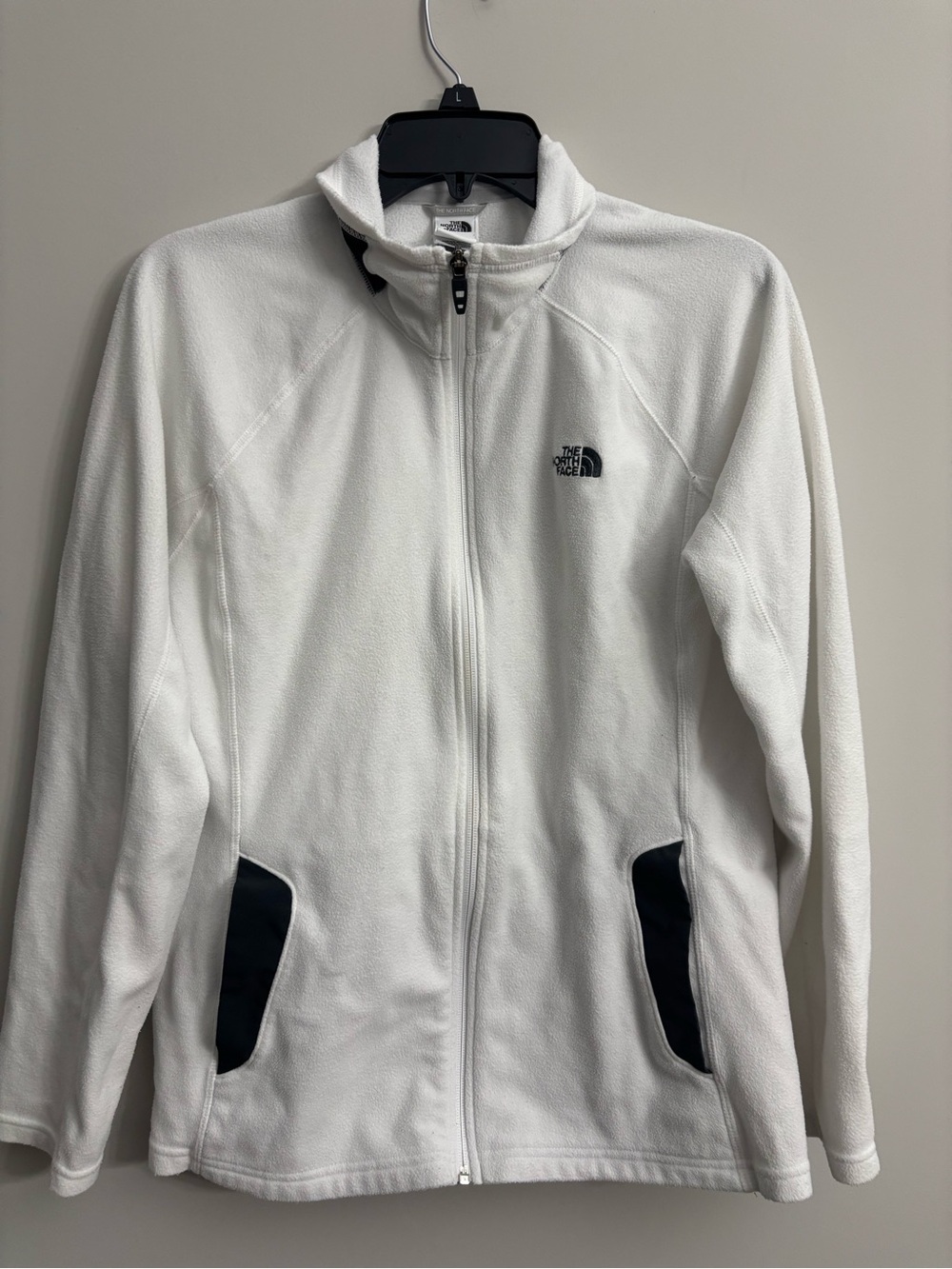 The North Face Women's White Fleece Full-Zip Jacket with Black Accents